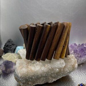 3.1.26-32 Wooden Stick Stretchy Bracelet